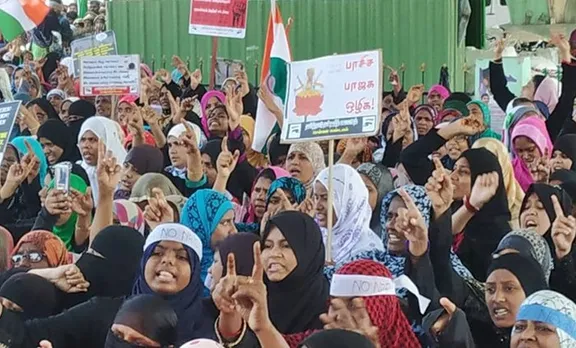shaheen bagh model protests chennai,chennai caa protests,north chennai protests caa,caa protest chennai lathicharge,lathicharge caa protest chennai,ഷഹീൻ ബാഗ് മോഡൽ സമരം ചെന്നൈ,ചെന്നൈ സിഎഎ വിരുദ്ധ സമരം,ചെന്നൈ സമരം,വാഷർമാൻപേട്ട് സമരം, iemalayalam, ഐഇ മലയാളം