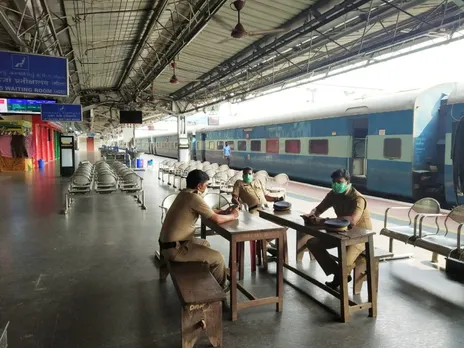 ജനതാ കര്‍ഫ്യൂ കഴിഞ്ഞാലും ഇന്ന് വീട്ടിലിരിക്കുക: നിര്‍ദേശവുമായി സംസ്ഥാന സര്‍ക്കാര്‍