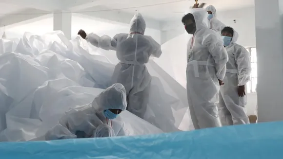 corona,കൊറോണ, coronavirus, കൊറോണ വൈറസ്, covid, കോവിഡ്, covid-19, കോവിഡ്-19, ppe kit, പിപിഇ കിറ്റ്, Faulty ppe, പിപിഇ തകരാർ, coronavirus symptoms, symptoms of corona,കൊറോണ വൈറസ് ലക്ഷണങ്ങള്‍, coronavirus in india, കൊറോണ വൈറസ് ഇന്ത്യയിൽ, coronavirus in kerala, coronavirus kerala, കൊറോണ വൈറസ് കേരളത്തിൽ, coronavirus news, കൊറോണ വൈറസ് വാർത്തകൾ, coronavirus china, കൊറോണ വൈറസ് ചൈന, coronavirus update, coronavirus latest, coronavirus latest news,കൊറോണ വൈറസ് ലേറ്റസ്റ്റ്, coronavirus malayalam, coronavirus delhi, കൊറോണ വൈറസ് ഡൽഹി, coronavirus pathanamthitta, കൊറോണ വൈറസ് പത്തനംതിട്ട, coronavirus mask, കൊറോണ വൈറസ് മാസ്ക്, corona treatment,coronavirus treatment,കൊറോണ ചികിത്സ, coronavirus medicine, corona medicine, കൊറോണ വൈറസ് മരുന്ന്, coronavirus test, corona test, കൊറോണ വൈറസ് പരിശോധന, iemalayalam, ഐഇ മലയാളം