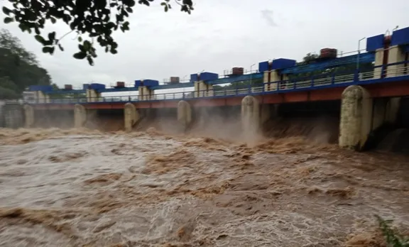 മഴ aruvikkara dam