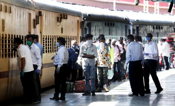 irctc, irctc website, irctc train enquiry, irctc login, irctc availability, irctc share price, irctc news, irctc customer care, irctc pnr, irctc air, irctc app, train running status, train number, train schedule, train live status train pnr, ട്രെയിന്‍, ട്രെയിന്‍ time, ട്രെയിന്‍ ടൈം, ട്രെയിന്‍ ടൈം ടേബിള്‍, ട്രെയിന്‍ സമയം, ട്രെയിന്‍ ട്രെയിന്‍ സമയം കോഴിക്കോട്, ട്രെയിന്‍ ട്രെയിന്‍ സമയം കോഴിക്കോട് കണ്ണൂര്‍, ട്രെയിന്‍ യാത്ര വിവരണം, ട്രെയിന്‍ യാത്ര, ട്രെയിന്‍ ഗതാഗതം