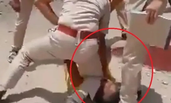 George Floyd, rajasthan George Floyd, ജോർജ് ഫ്ലോയ്ഡ്, rajasthan cop kneels on neck of man, രാജസ്ഥാൻ പൊലീസ്, jodhpur George Floyd, കാൽമുട്ട് പൊലീസ്, rajasthan George Floyd video, വീഡിയോ, IE malayalam, ഐഇമലയാളം
