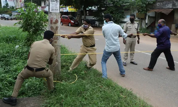 കോവിഡ് നിയന്ത്രണം: പൊതുസ്ഥലത്ത് കുട്ടികളെ കൊണ്ടുവന്നാൽ 2,000 രൂപ പിഴ