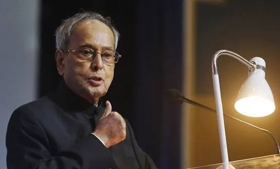 Pranab Mukherjee, Pranab Mukherjee health, Pranab Mukherjee health condition, Pranab Mukherjee health update, Pranab Mukherjee covid, Pranab Mukherjee on ventilator, India news, Indian Express