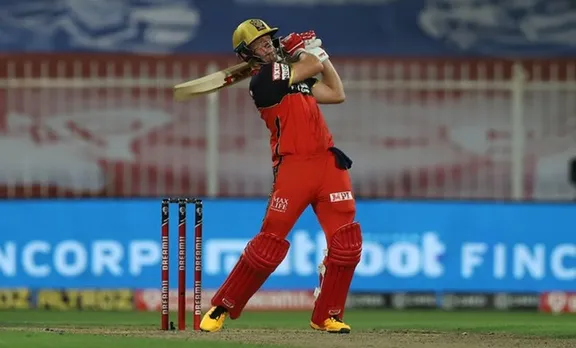 ഡി വില്ലിയേഴ്‌സിനെ ബാറ്റിങ് ഓർഡറിൽ താഴേക്കിറക്കി; കോഹ്‌ലിക്ക് വിമർശനം