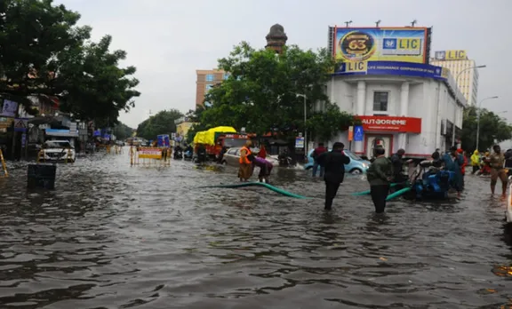 Nivar Cyclone, നിവാർ ചുഴലിക്കാറ്റ്, Tamilnadu, തമിഴ്നാട്, Cyclone Alert, ചുഴലിക്കാറ്റ് മുന്നറിയിപ്പ്, IE Malayalam, ഐഇ മലയാളം