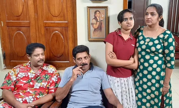 Aliyans, Aliyans serial, Aliyans latest episode, Aliyans new episode, Aliyans today episode, akshaya aliyans, Aliyans kaumudy latest episode, aliyan vs aliyan cast, അളിയൻസ്, അളിയൻസ് സീരിയൽ, Aliyan serial cast, Aneesh Ravi, Aneesh Ravi, Kanakan Cleatus aliyans, Riyas Narmakala, Manju Pathrose, Soumya Bhagyananthan, കനകൻ ക്ലീറ്റസ് അളിയൻസ്
