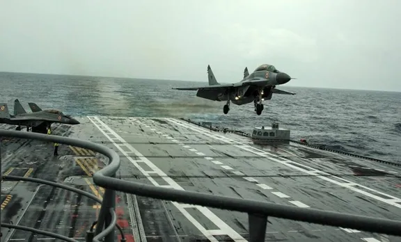Indian Navy, Mig-29k crash, MiG-29K trainer aircraft crashes, Arabian Sea, India news, Indian express