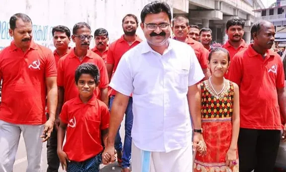 കൊച്ചിയിൽ യുഡിഎഫിനു തിരിച്ചടി;  ശ്രദ്ധാകേന്ദ്രമായി ദീപ്തി മേരി വർഗീസ്