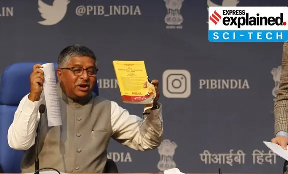 digital media guidelines, ഡിജിറ്റൽ മീഡിയ മാർഗനിർദേശങ്ങൾ, social media guidelines, സോഷ്യൽ മീഡിയ മാർഗനിർദേശങ്ങൾ, new social media guidelines, പുതിയ  സോഷ്യൽ മീഡിയ മാർഗനിർദേശങ്ങൾ, social media rules, സോഷ്യൽ മീഡിയ നിയമങ്ങൾ, social media rules new, പുതിയ സോഷ്യൽ മീഡിയ നിയമങ്ങൾ, social media rules 2021, സോഷ്യൽ മീഡിയ നിയമങ്ങൾ 2021, Intermediaries guidelines 2021, ഇന്റര്‍മീഡിയറി ഗൈഡ്‌ലൈന്‍സ് ആന്‍ഡ് ഡിജിറ്റല്‍ മീഡിയ എത്തിക്സ് കോഡ് നിയമങ്ങള്‍ 2021, ott platforms, ഒ ടി ടി പ്ലാറ്റ് ഫോം, ott platform guidelines, ഒ ടി ടി പ്ലാറ്റ് ഫോം മാർഗനിർദേശങ്ങൾ,Netflix, നെറ്റ്ഫ്ലിക്സ്, Facebook, ഫെയ്സ്ബുക്ക്, Twitter, ട്വിറ്റർ, AhatsAppവാട്സാപ്പ്, indian express malayalam, ഇന്ത്യൻ എക്സ്പ്രസ് മലയാളം, ie malayalam, ഐഇ മലയാളം 
