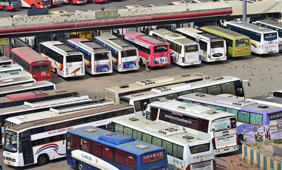 kerala, kerala to west bengal bus route, kerala assam bus service, kerala Odisha buses today, migrant workers, indian express news, പെരുമ്പാവൂർ, ഗുവാഹത്തി, പെരുമ്പാവൂർ ഗുവാഹത്തി, ബസ് സർവീസ്, കേരളം, ബംഗാൾ, അസം, ആസാം, ഒഡീഷ, ie malayalam
