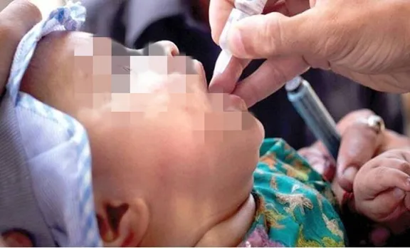 polio drops, പോളിയോ തുള്ളിമരുന്ന്, children administered sanitiser, കുട്ടികൾക്ക് സാനിറ്റൈസർ നൽകി, Nagpur news, Maharashtra news, Indian express news, iemalayalam, ഐഇ മലയാളം