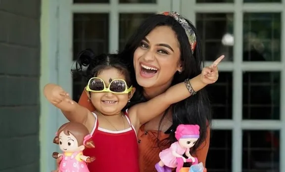 Uppum mulakum parukkutty, Uppum mulakum parukkutty vidyarambham photos, baby ameya vidyarambham photos, Parukutty latest photos, parukutty video, parukutty panipaali song, പാറുക്കുട്ടി, Biju Sopanam, uppum mulakum 1000 episode, uppum mulakum series latest episodes , latest episode, ഉപ്പും മുളകും പാറുക്കുട്ടി, Lakshmi Nakshathra, Lakshmi Nakshathra photos, Parukutty Uppum Mulakum, Uppum Mulakum Parukutty, Star Magic latest episode, star magic latest episode