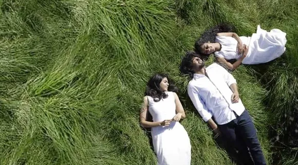 Hridayam, Hridayam first look, ഹൃദയം,മോഹന്‍ലാല്‍,വിനീത് ശ്രീനിവാസന്‍,പ്രണവ് മോഹന്‍ലാല്‍,hridayam,hridayam movie,mohanlal,pranav mohanlal,vineeth sreenivasan,hridayam first look poster,first look poster, Kalyani Priyadarshan, Kalyani Priyadarshan, Pranav Mohanlal Kalyani Priyadarshan Photos, Pranav Mohanlal Kalyani Priyadarshan hridayam movie , പ്രണവ് മോഹൻ ലാൽ, കല്യാണി പ്രിയദർശൻ, Vineeth Sreenivasan, വിനീത് ശ്രീനിവാസൻ, Hridayam, ഹൃദയം, Kalyani and Pranav mohanlal in Marakkar, Kalyani Priyadarshan in Marakkar, Director Priyadarshan, iemalayalam, indian express malayalam