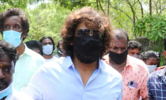 tamil super star Vikram, Vikram vote, Vikram, chiyaan vikram, Tamilnadu Assembly Election 2021, Tamil Stars Polling, തിരഞ്ഞെടുപ്പ്, വോട്ടെടുപ്പ്, ചിയാൻ, ചിയാൻ വിക്രം, വിക്രം, ie malayalam