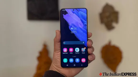 Galaxy S21 FE: ഗാലക്‌സി എസ്21 എഫ്ഇ: സാംസങിന്റെ പുതിയ 'അഫോർഡബിൾ ഫ്ലാഗ്ഷിപ്' ഫോൺ വരുന്നു