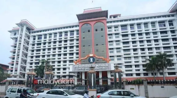 Kerala High Court, Road accident, Road rules violation tourist bus, Vadakkanchery accident