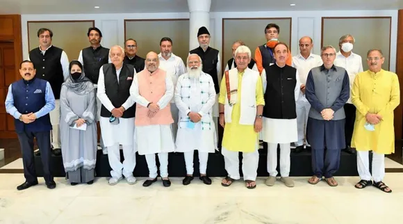 narendra Modi, Narendra Modi jkK leaders meeting, kashmir, modi jk leaders meet, modi jk leaders meeting today, pm modi jk leaders, narendra modi modi jk leaders meeting today, kashmir delimitation, Kashmir all party meet, pm modi jk latest, pm modi jk latest news, JK delimitation, Centre calls all-party meet, Assembly elections, ie malayalam