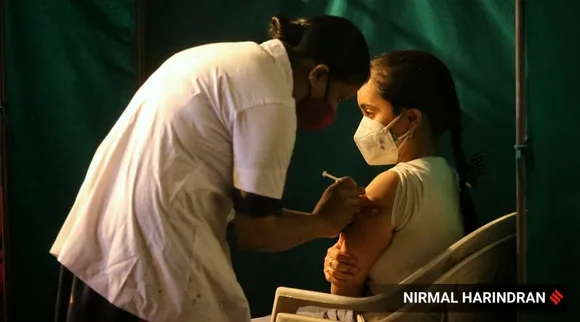 covid19, coronavirus, covid vaccination, covid vaccination for 18-44 age group, 18-44 age group covid vaccination prority list, covid vaccination kerala, kerala health minister veena george, kerala covid vaccination numbers, ie malayalam