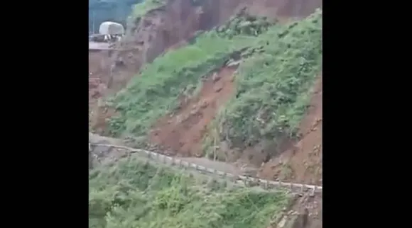 landslide, Himachal Pradesh landslide, sirmaur landslide, NH 707, massive landslide in Himachal, heavy rainfall in Himachal Pradesh, landslide in Nahan, Indian express news