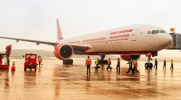 dubai, flight, ie malayalam