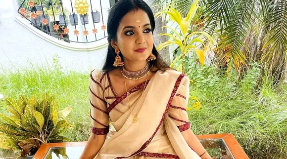 reshma nair, serial actress, ie malayalam