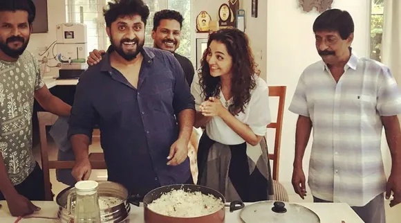 manju warrier, sreenivasan, ie mALAYALAM