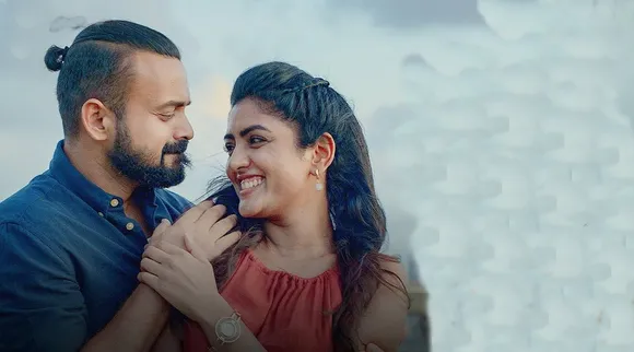 Kunchacko Boban ottu, ottu movie song
