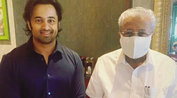 Unni Mukundan, Pinarayi Vijayan