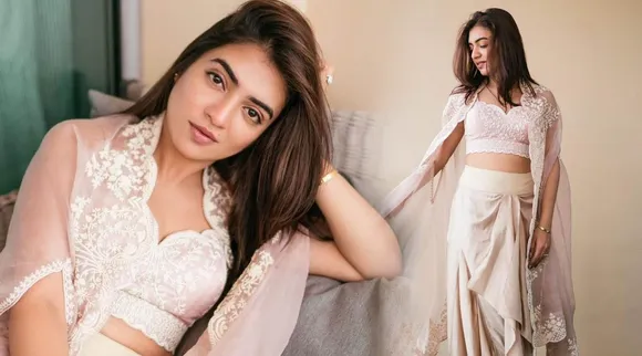 സ്റ്റൈലിഷ് ലുക്കിൽ നസ്രിയ