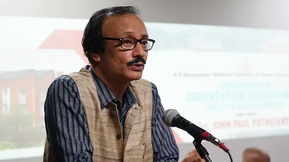 Sankar Mohan, KR Narayanan film institute, Resignation