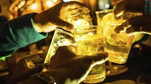 Alcohol| alcohol consuming| ie malayalam, alcohol drinking