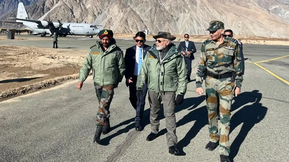 Modi, Army