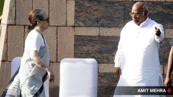 Congress|Mallikargun kharge|sonia