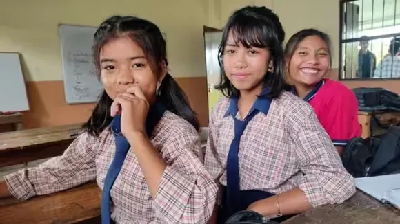 മണിപ്പൂരില്‍ സ്‌കൂളുകള്‍ തുറന്നപ്പോള്‍ അധ്യാപകരും കുട്ടികളും നേരിടുന്ന വെല്ലുവിളികള്‍