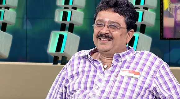 S Ve Shekher offensive post about women journalist one months jail chennai High court  Tamil News