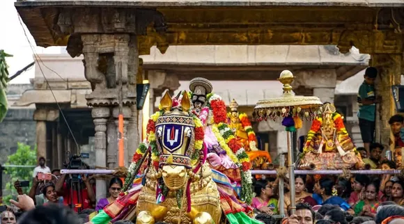 srirangam vaikunta ekadasi 2025 namperumal Tamil News