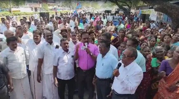 puducherry Tamil Nadu fishermen death protest near Swadeshi Cotton Mill Tamil News