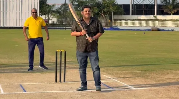 chef Venkatesh Bhat Flagged Off Accord Hotels employee cricket match Tamil News