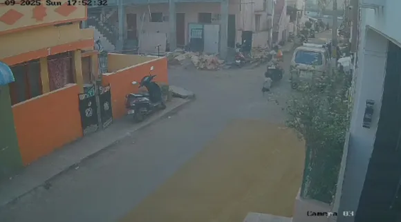 Coimbatore 3 year old child bike accident heavly injured CCTV footage video Tamil News  