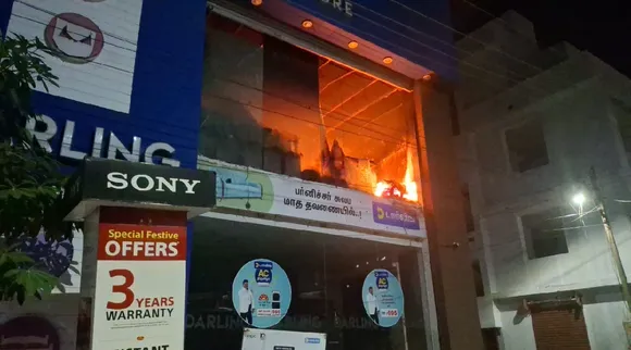 Perambalur TV showroom Fire accident breaks Rs 1 crore worth Goods destroyed Tamil News 