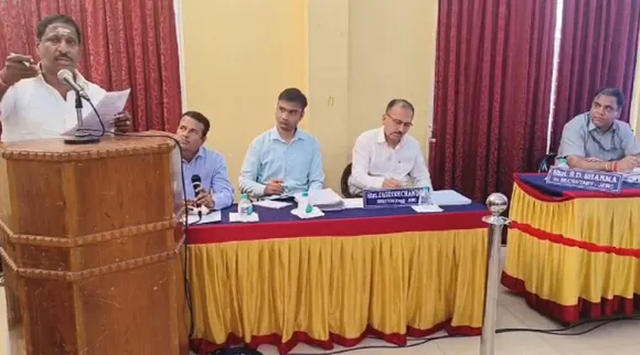 Puducherry Electricity Bill Hike opinion hearing meeting Officials speak in Hindi Social activists argument Tamil News