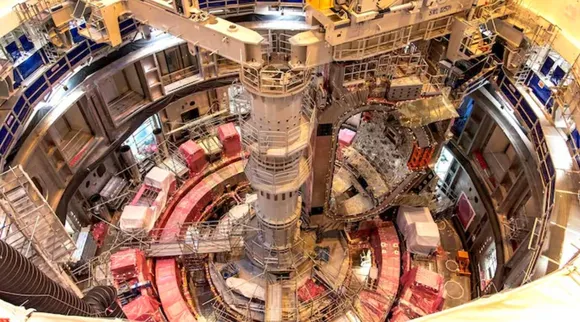 powerful magnet comes to life