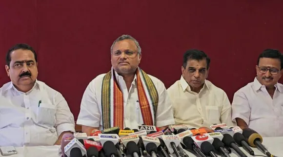 karthi chidambaram