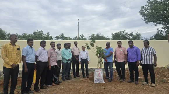 Trichy ponmalai railway employee