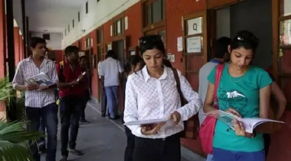 Govt Clg Students