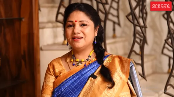 Actress dharani