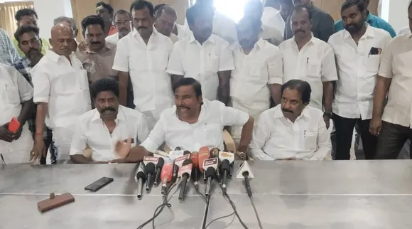 Nehru press meet