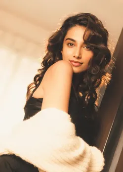 meenakshi chaudhary