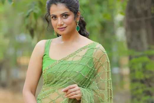 Actress Parvathy skin care